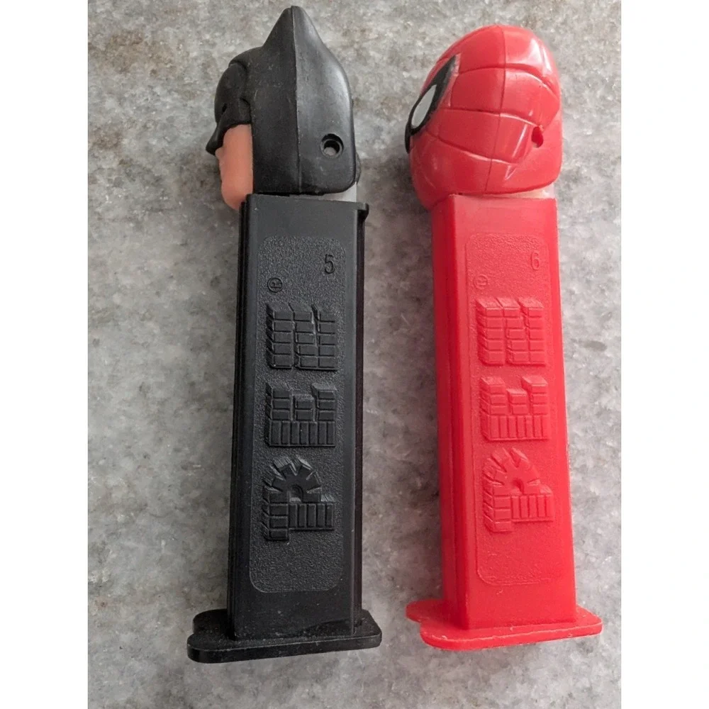 VINTAGE PEZ DISPENSERS LOT OF 2-- BATMAN (1985) AND SPIDERMAN (1989)